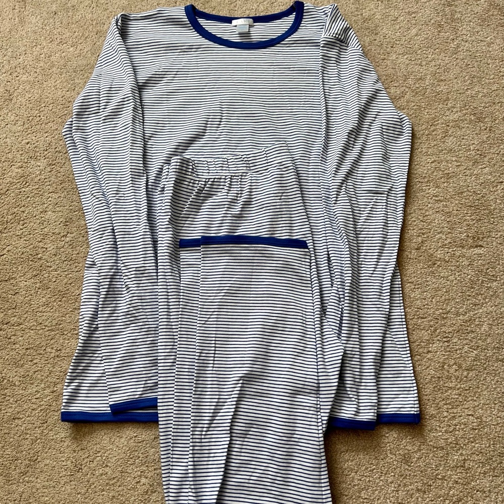 Lake Women’s Pajamas. Size Large. Blue Stripe. Pima cotton. New without tags.